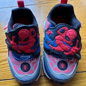 Ground Up Spider-Man Toddler Light Up Sneakers size 6